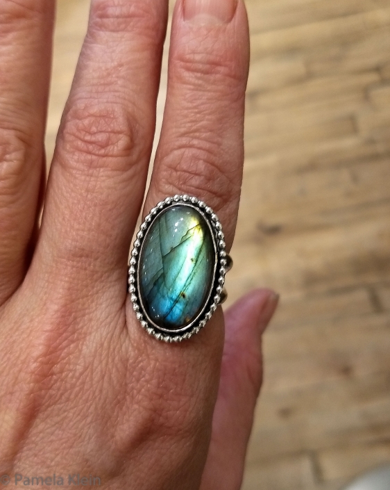 Oval Labradorite Ring w Dots Accent